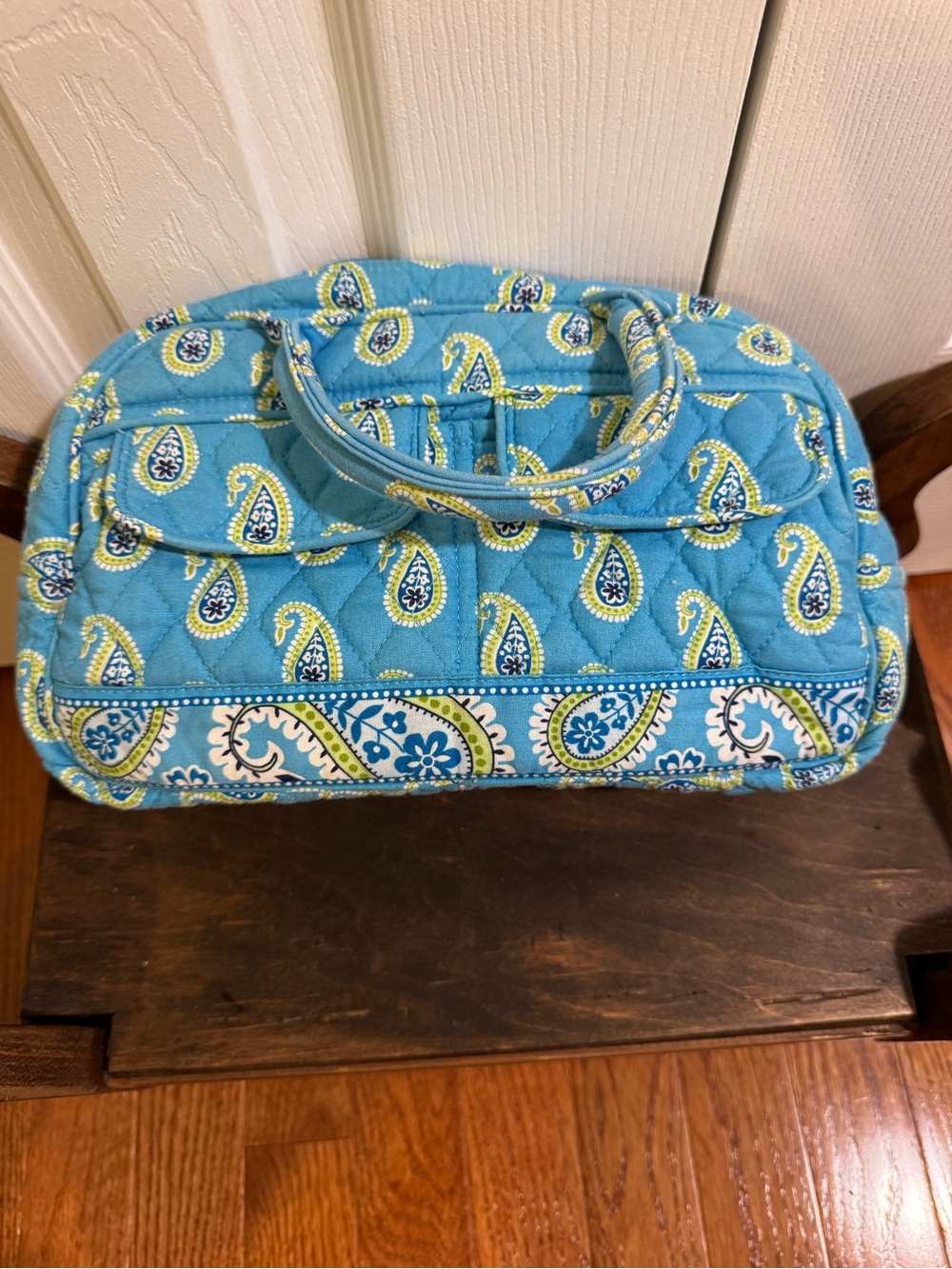 Vera Bradley Blue Lagoon Quilted Cosmetic Travel Bag Retired Paisley